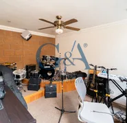 CASA EN VENTA VALLE REAL SOBRE AVENIDA