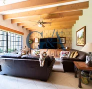 CASA EN VENTA VALLE REAL SOBRE AVENIDA