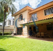 CASA EN VENTA VALLE REAL SOBRE AVENIDA