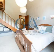 CASA EN VENTA VALLE REAL SOBRE AVENIDA