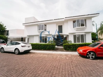 ATLAS COLOMOS EN COTO PRIVADO CASA EN VENTA