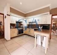 CASA EN VALLE REAL FRENTE APARQUE