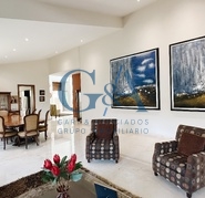 INCREIBLE CASA EN VALLE REAL