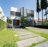 Casa en Venta en Valle Real  San Arturo Norte