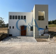 CASA EN BOSQUE REAL SANTA