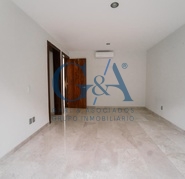 Casa en Venta en Valle Real  San Arturo Norte