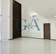 ESPECTACULAR CASA EN LA CIMA DE ZAPOPAN