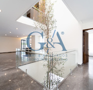 CASA EN VENTA EN VALLE REAL SOBRE AVENIDA