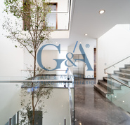 CASA EN VENTA EN VALLE REAL SOBRE AVENIDA