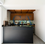 RESIDENCIA EN RENTA EN COLINAS DE SAN JAVIER.