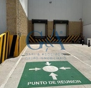 EXCELENTE BODEGA EN VENTA EN PARQUE INDUSTRIAL AXIS