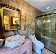 INCREIBLE CASA EN PINAR DE LA VENTA