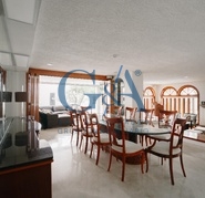 RESIDENCIA EN VENTA, EN ESQUINA VALLE REAL