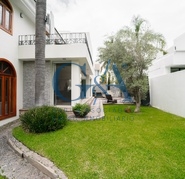 RESIDENCIA EN VENTA, EN ESQUINA VALLE REAL