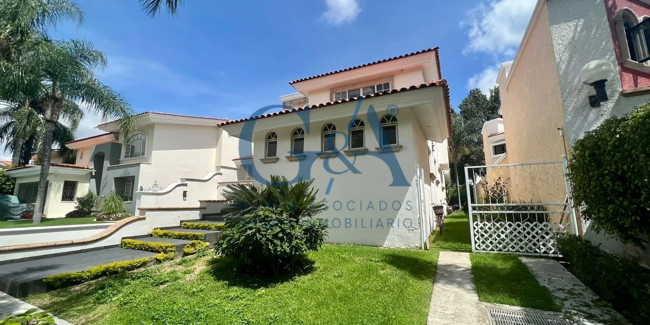 Bonita Casa en Bugambilias